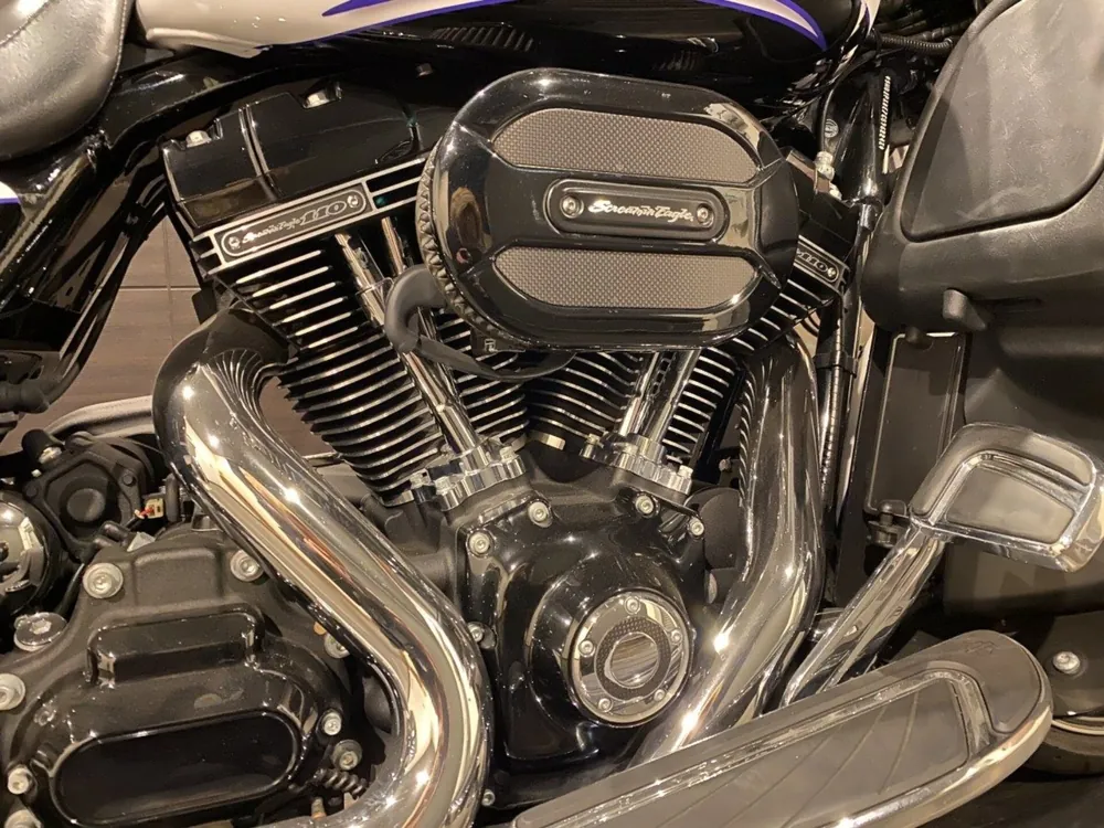 Harley-Davidson FLHXSE1800CVO 2016, white / black, фото 4