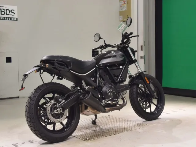 Ducati Scrambler Sixty2 2018, чёрный, фото 5