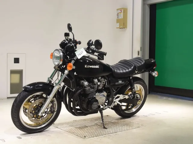 Kawasaki Zephyr750RS, чёрный, фото 4