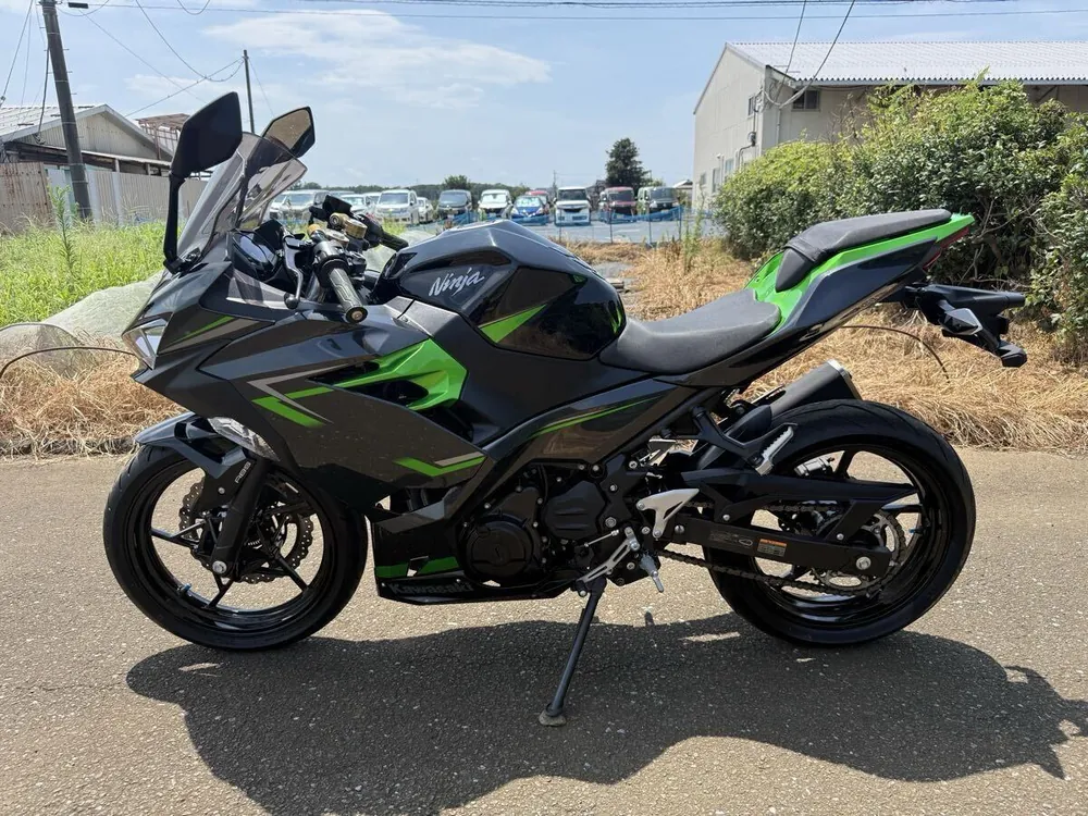 Kawasaki Ninja 400 2023, фото 6