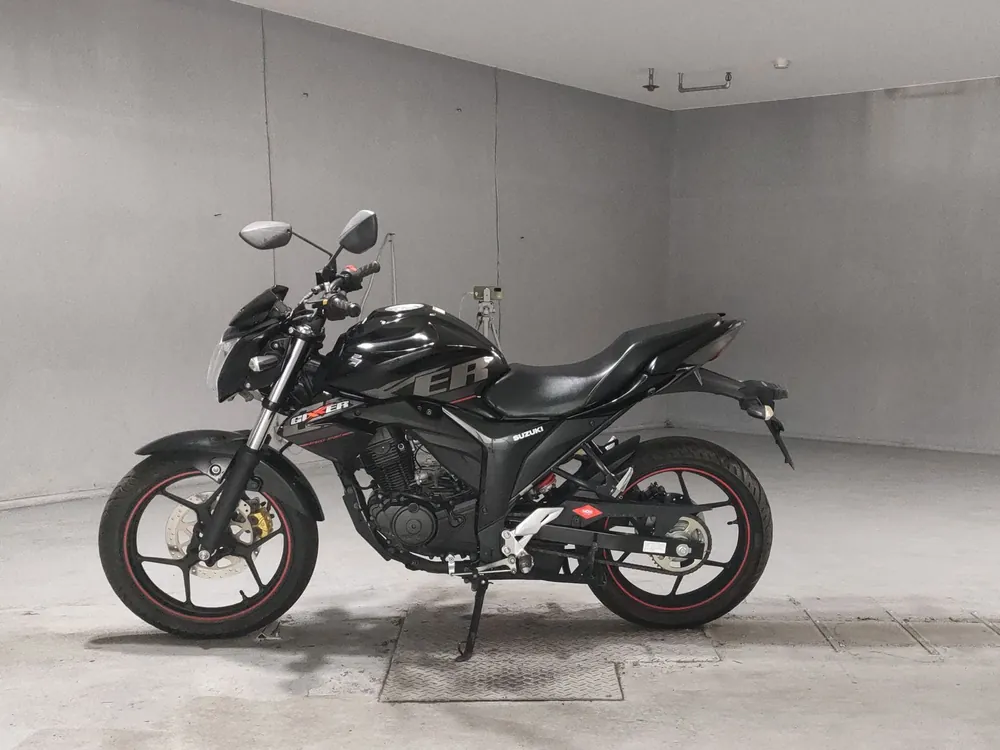 Suzuki Gixxer 150, чёрный, фото 2