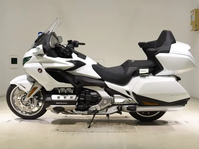 Honda GL1800 2026, белый, фото 2