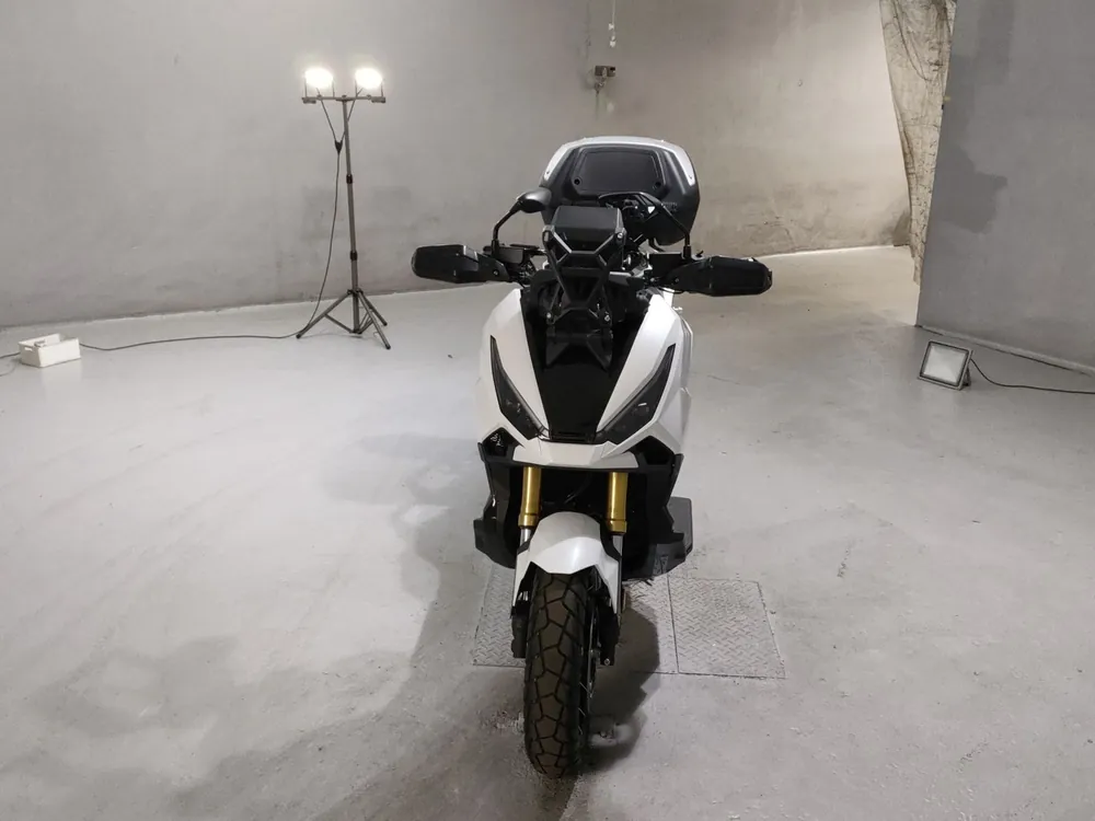 Honda X-ADV750 2025, белый, фото 3