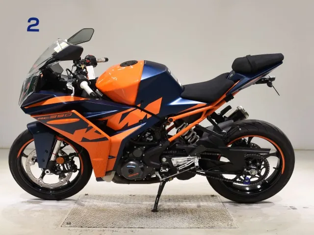 KTM RC 390 2022, оранжевый, фото 2