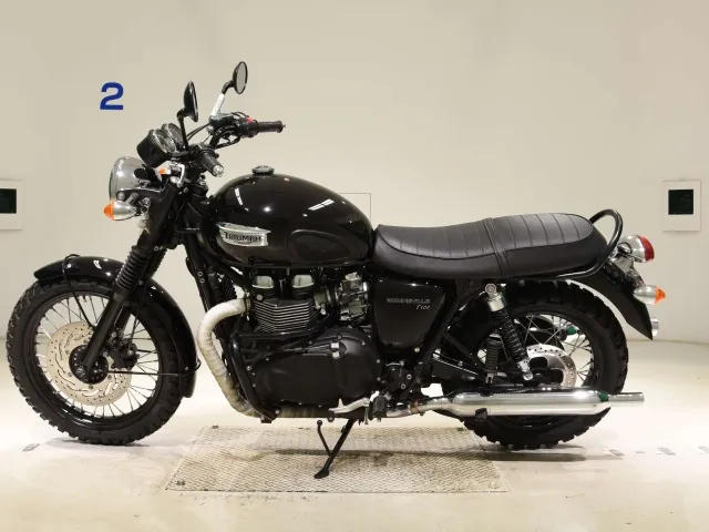 Triumph Bonneville T100 2014, чёрный, фото 2