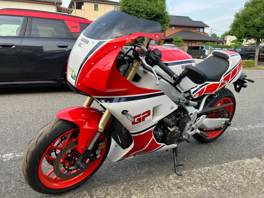 Yamaha Xsr900-2 2025, white / red, фото 2