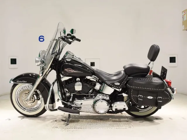 Harley-Davidson FLSTC1580 2008, чёрный, фото 2