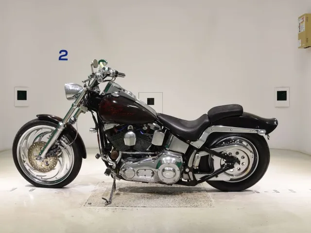 Harley-Davidson FXSTC1340 2011, black | light brown, фото 2