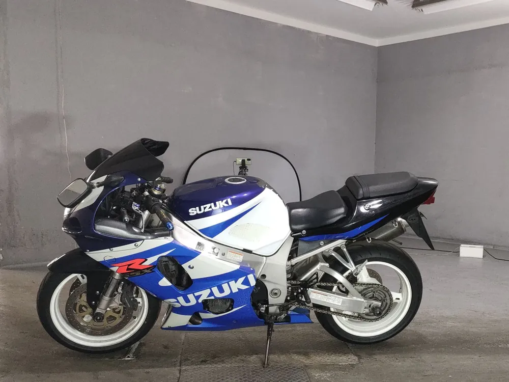 Suzuki GSX-R750 2001, белый, синий, фото 2