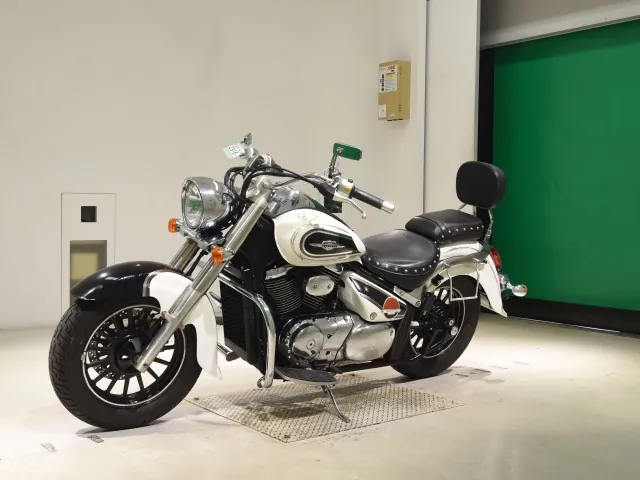 Suzuki Intruder 400 Classic 2012, белый, фото 4