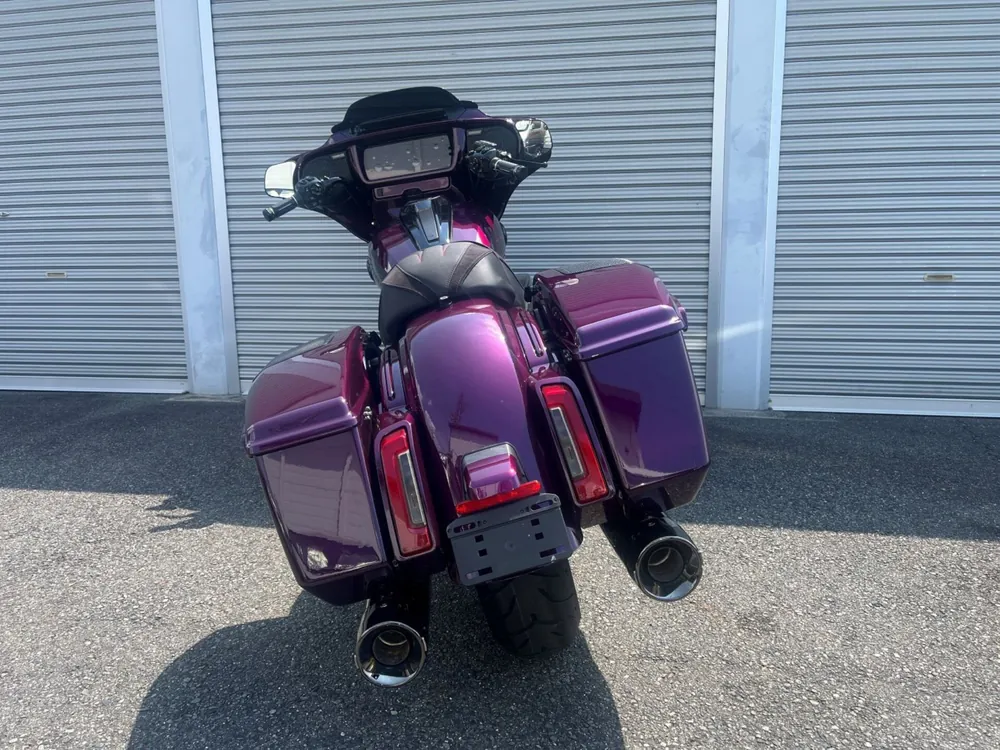 Harley-Davidson FLHXSE CVO 2026, фиолетовый, фото 10