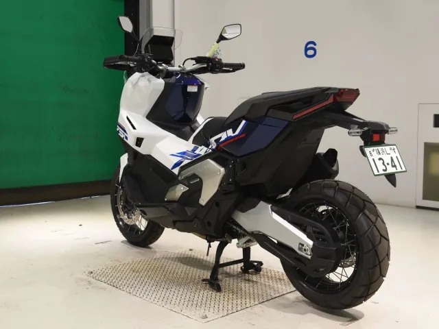 Honda X-ADV750 2026, белый, фото 6