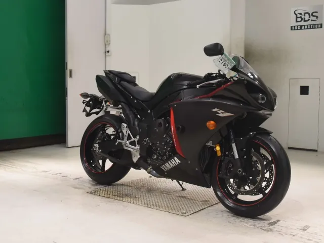 Yamaha YZF-R1 2010, красный, чёрный, фото 3