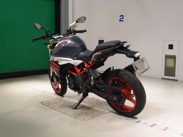 BMW G310R 2023, серый, фото 6