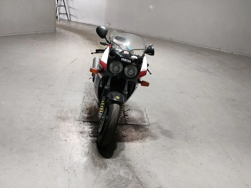 Yamaha FZR1000 1988, чёрный, фото 3