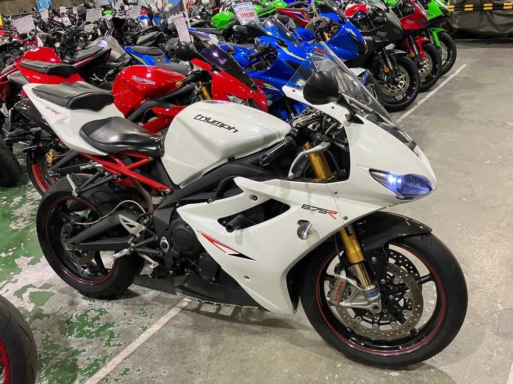 Triumph Daytona 675 R 2012, белый, фото 4