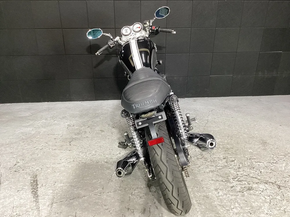Triumph Thruxton 900 2005, фото 9