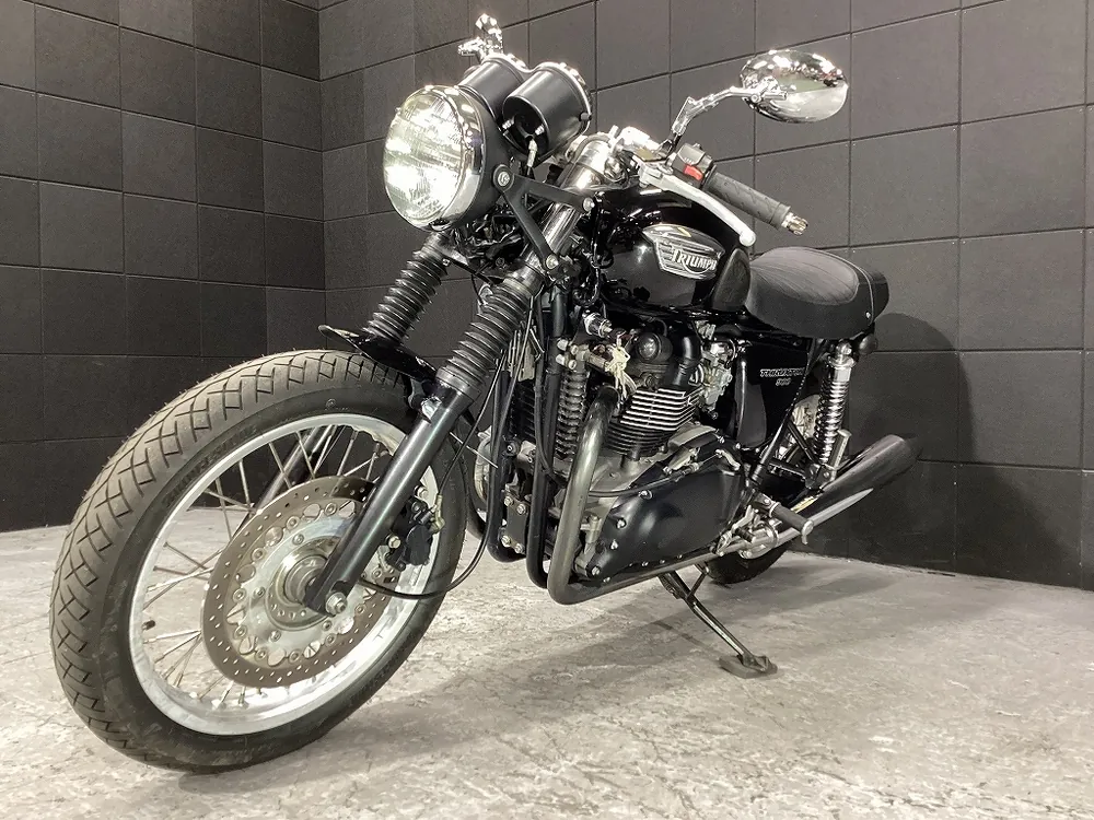 Triumph Thruxton 900 2005, фото 5