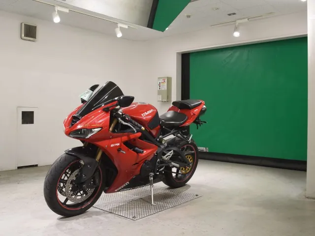 Triumph Daytona 675 2012, красный, фото 4