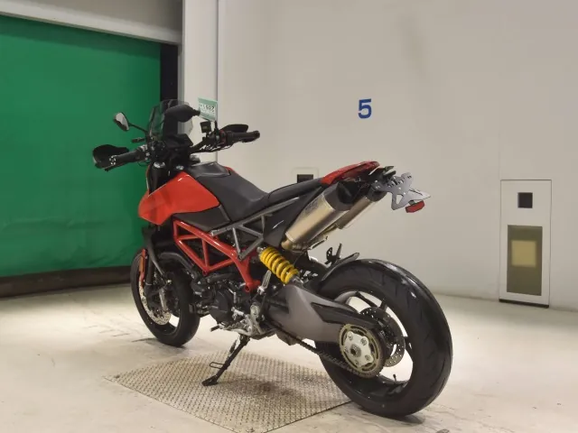 Ducati Hypermotard 950 2019, красный, фото 6