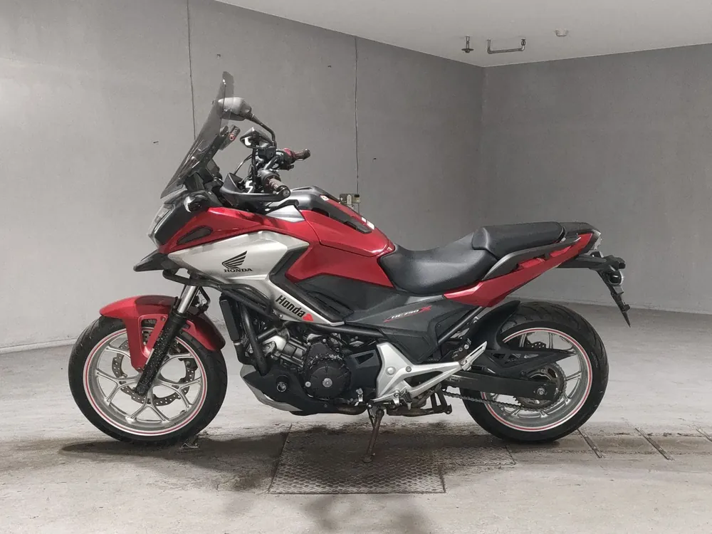 Honda NC750X Type-LD 2016, красный, фото 2