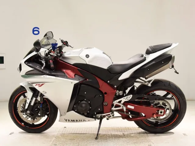 Yamaha YZF-R1 2009, белый, фото 2