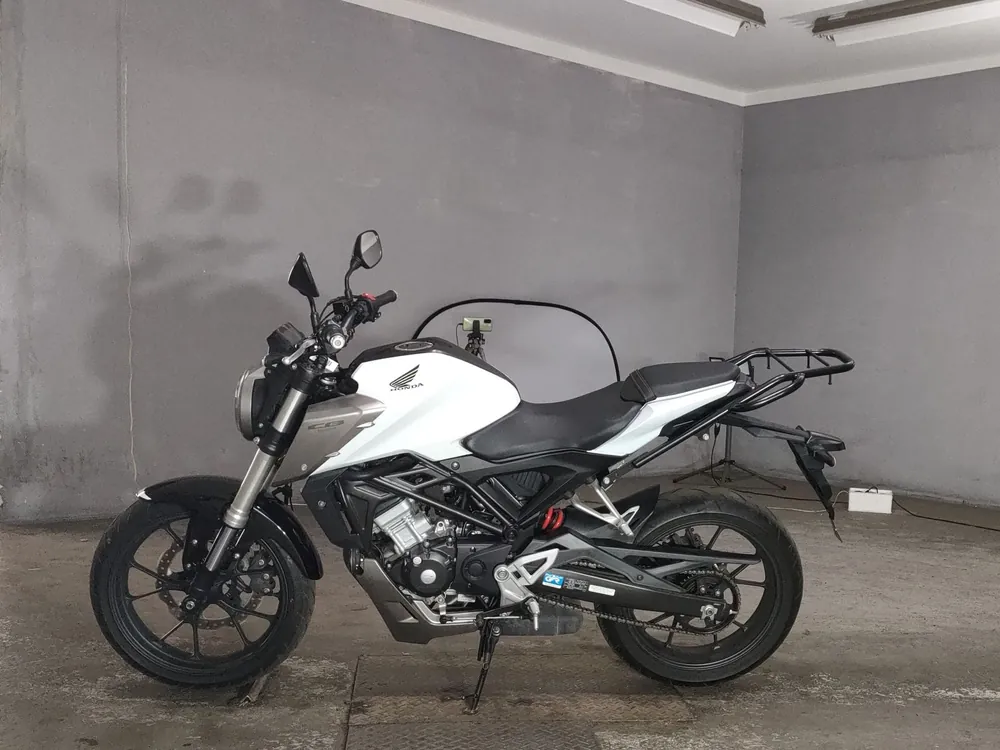 Honda CB125R, white/silver, фото 2