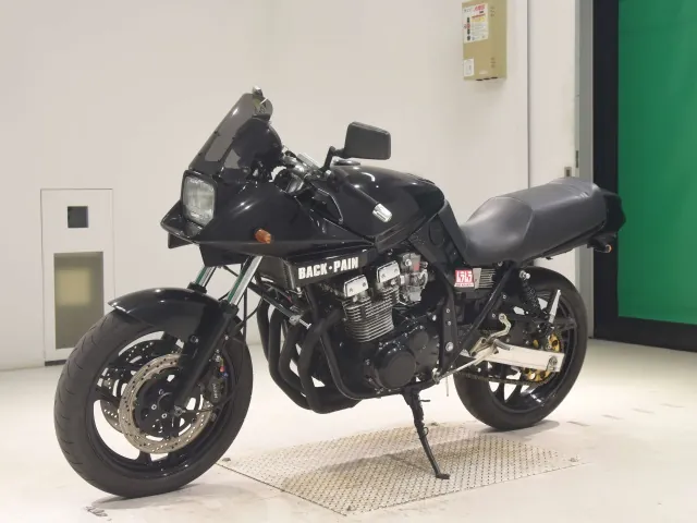 Suzuki GSX750S Katana 1983, чёрный, фото 4