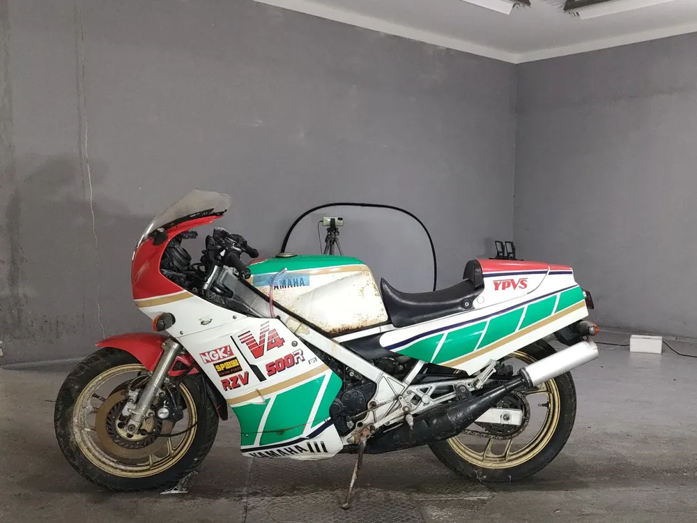 Yamaha RZV500R 1984, white / red, фото 2