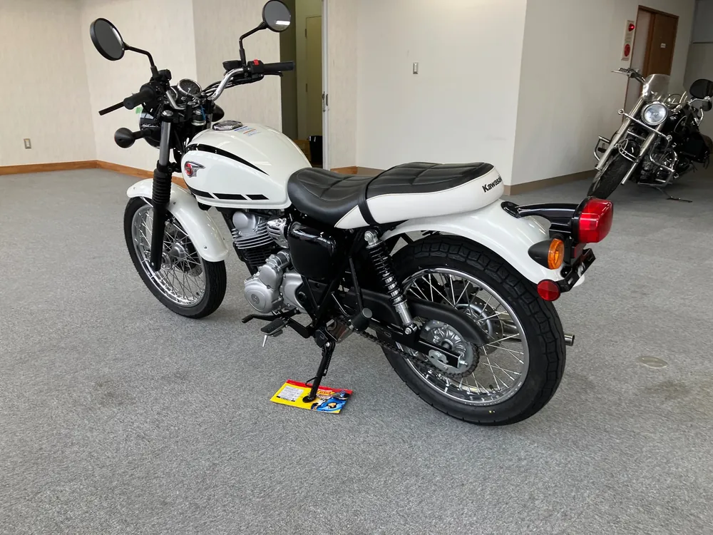Kawasaki W230, белый, фото 8