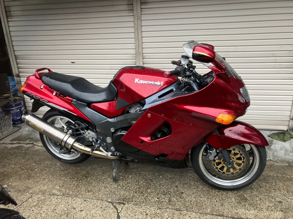 Kawasaki ZZ-R1100 2000, w red, фото 2