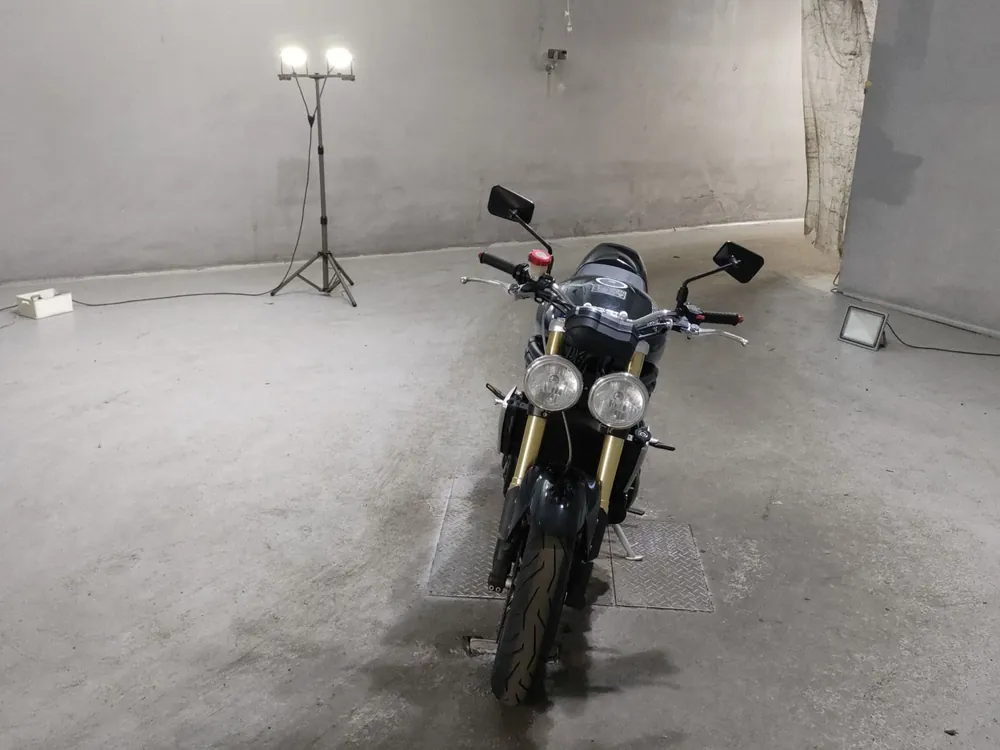 Triumph Speed Triple 2005, чёрный, фото 3