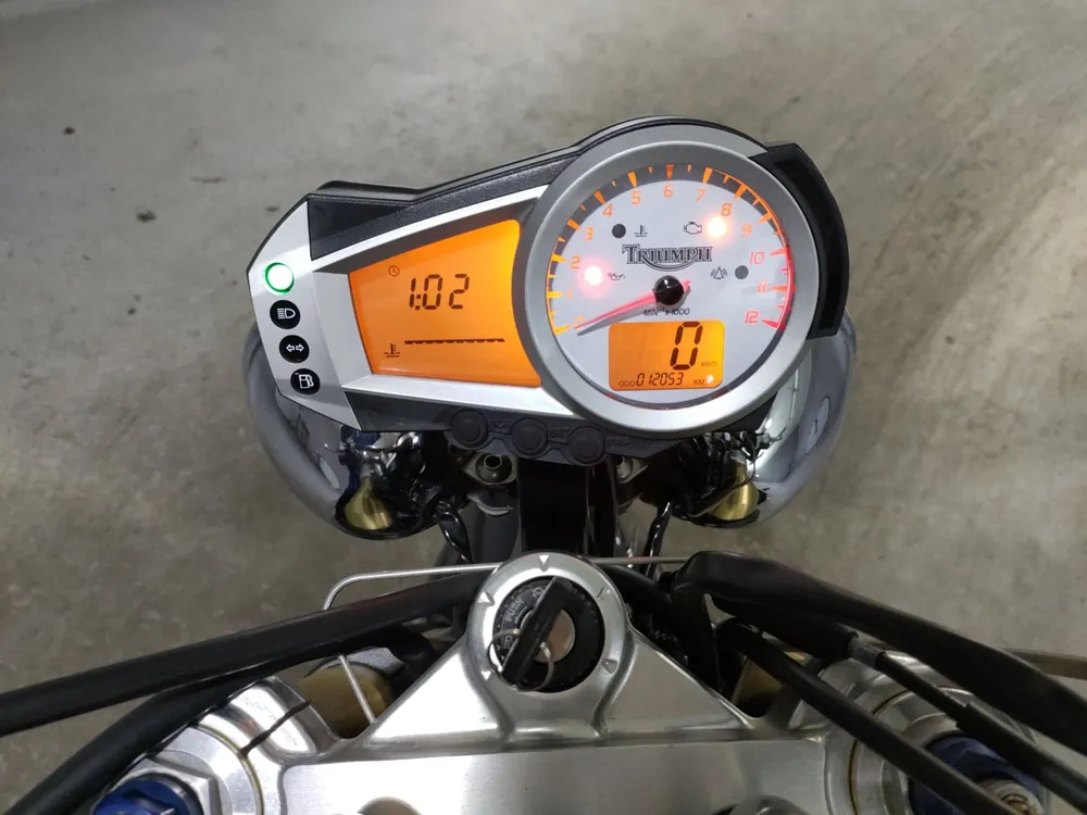Triumph Speed Triple 2005, чёрный, фото 5