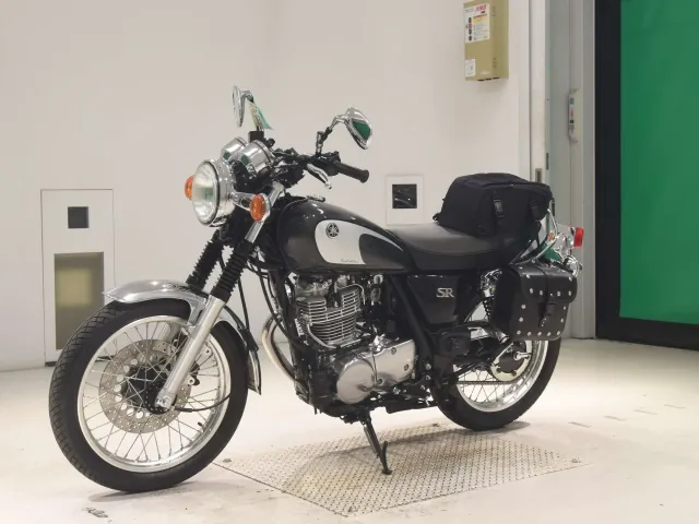 Yamaha SR400 2021, серый, фото 4