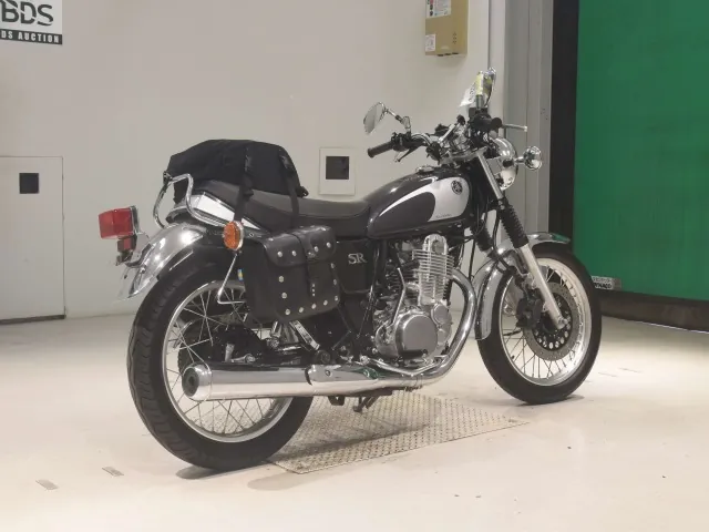 Yamaha SR400 2021, серый, фото 5
