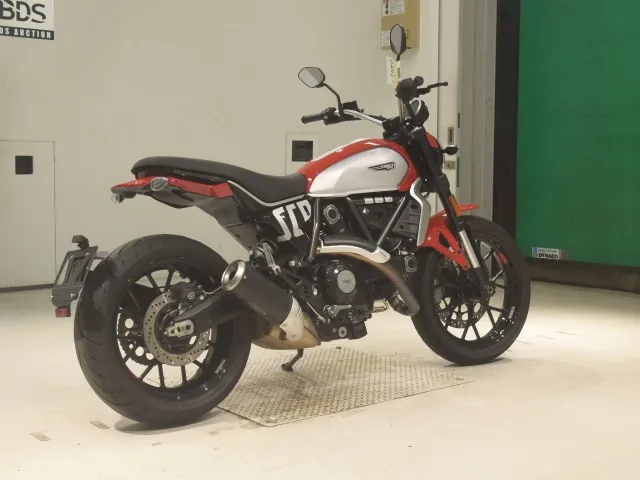 Ducati Scrambler Icon 2024, red | silver, фото 5