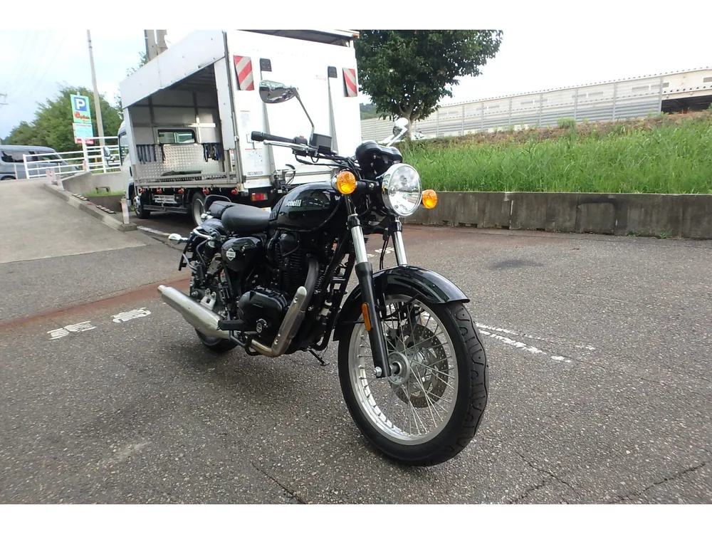Benelli Imperiale 400 2023, чёрный, фото 3