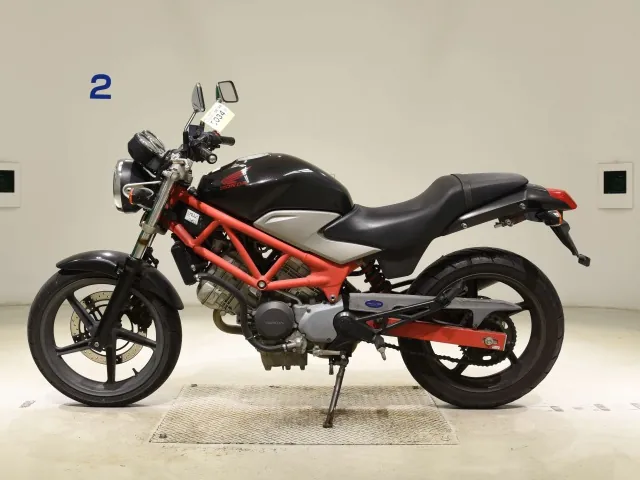 Honda VTR250 MC33, red | black, фото 2