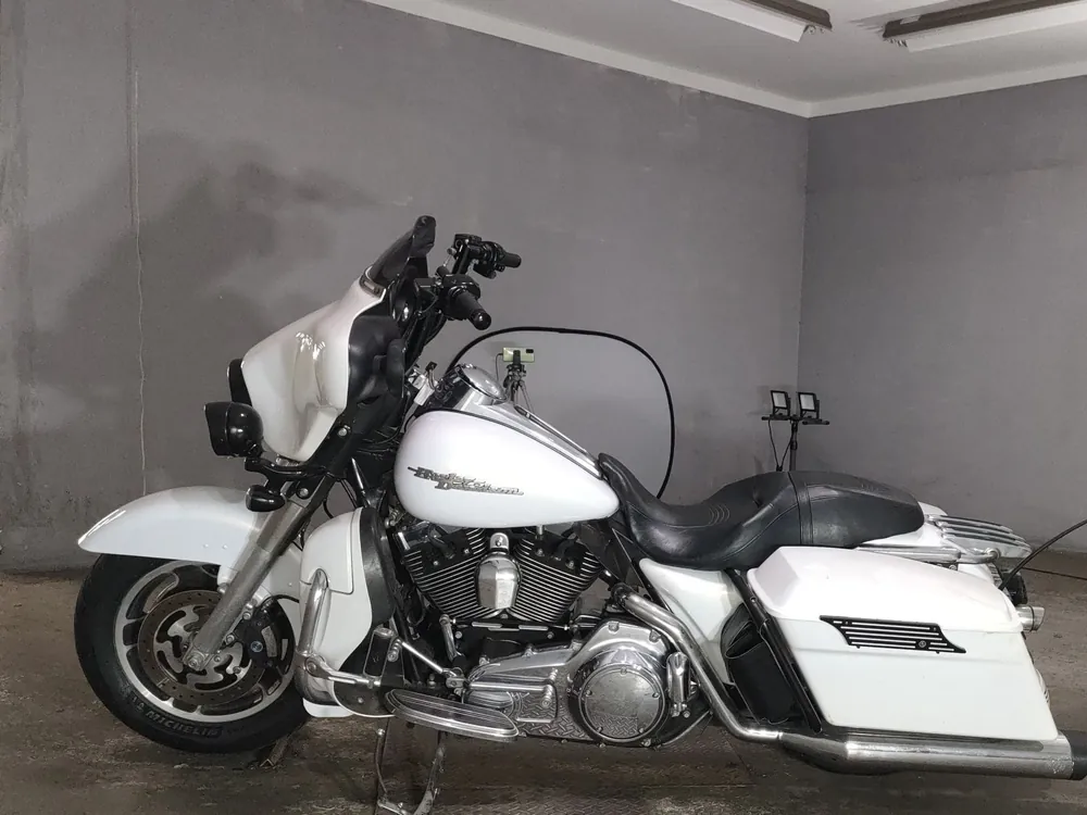 Harley-Davidson Street Glide FLHX1580 2008, белый, фото 2
