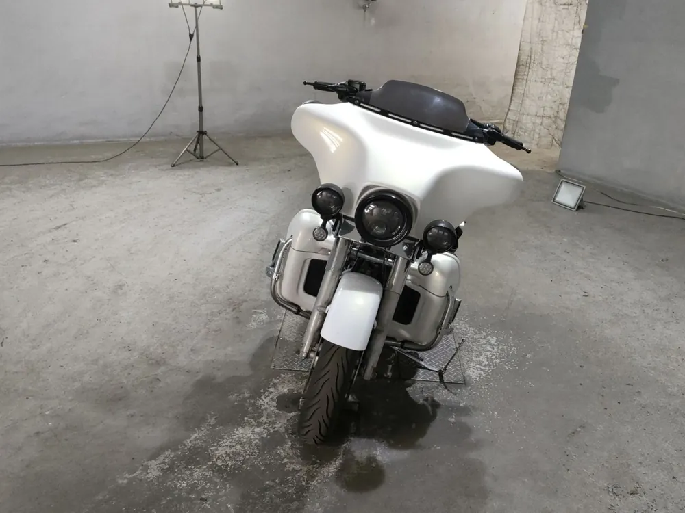 Harley-Davidson Street Glide FLHX1580 2008, белый, фото 3
