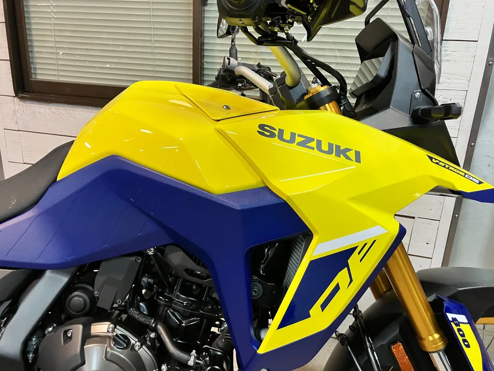 Suzuki V-Strom 800 2025, yellow / blue, фото 16