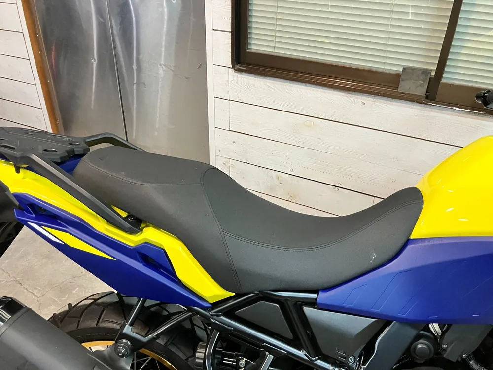 Suzuki V-Strom 800 2025, yellow / blue, фото 4