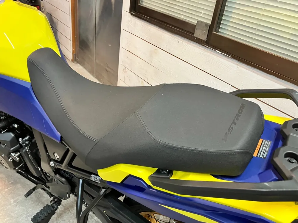 Suzuki V-Strom 800 2025, yellow / blue, фото 5