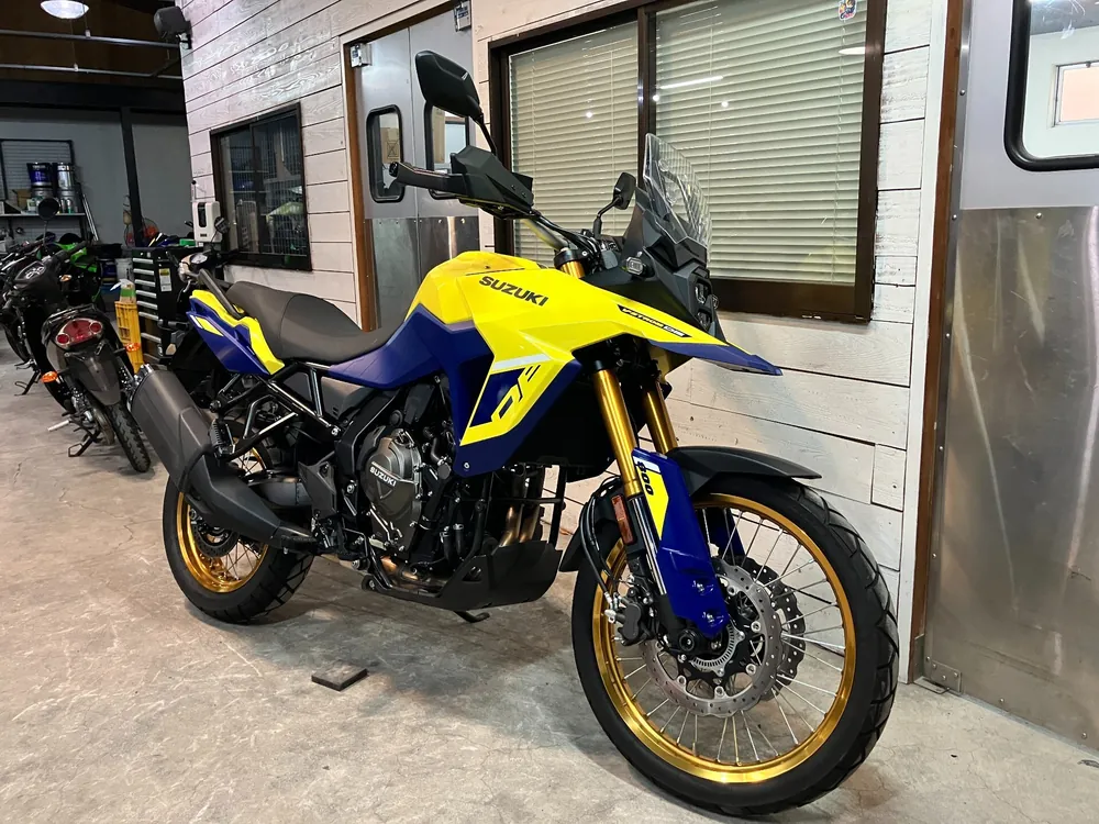 Suzuki V-Strom 800 2025, yellow / blue, фото 7