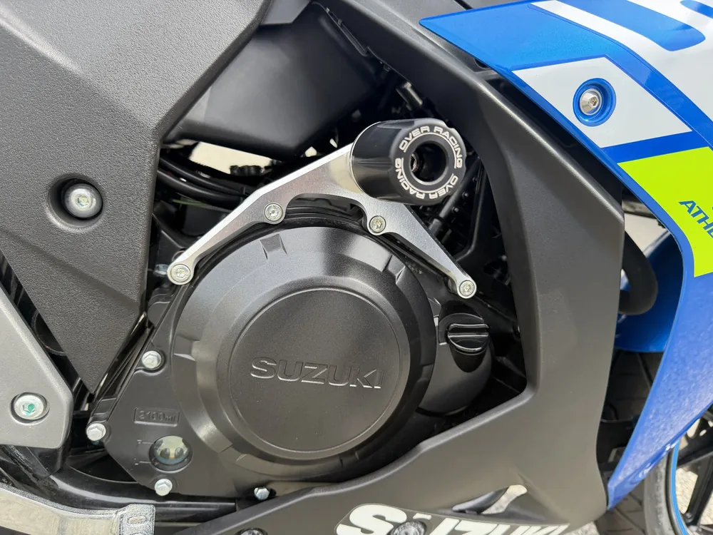 Suzuki GSX250R 2026, чёрный, фото 16