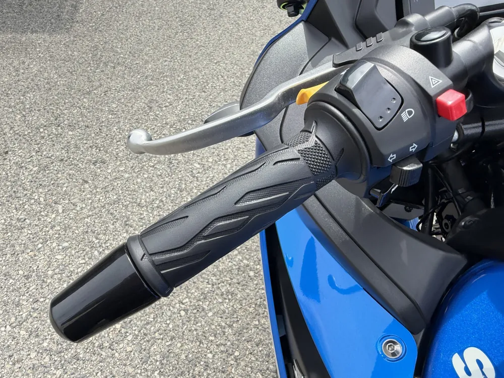 Suzuki GSX250R 2026, чёрный, фото 5