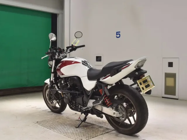 Honda CB400SB 2018, белый, красный, фото 6