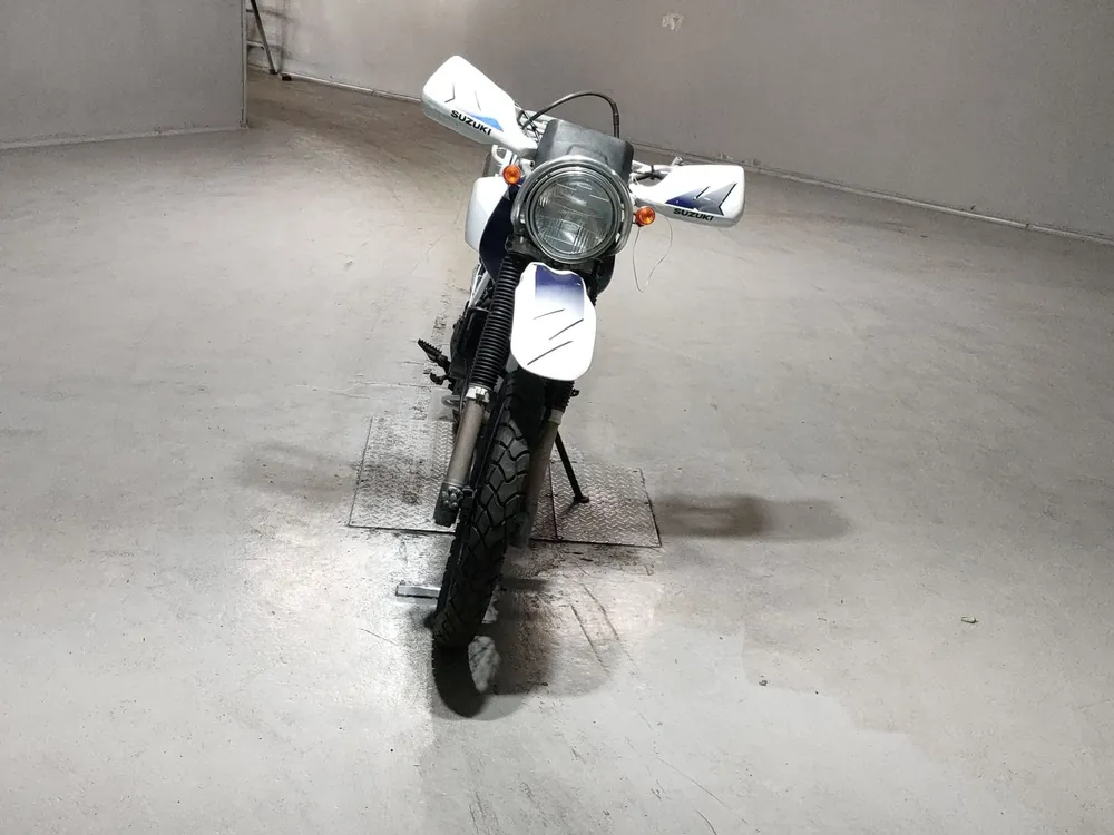 Suzuki DR250R, white / blue, фото 3