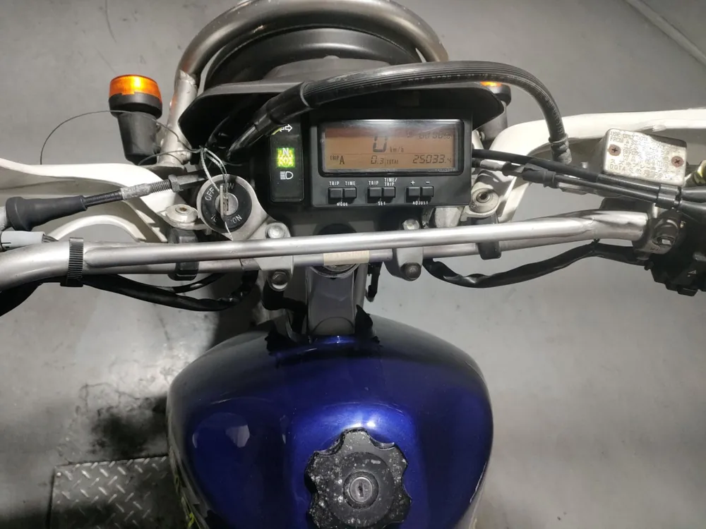Suzuki DR250R, white / blue, фото 5