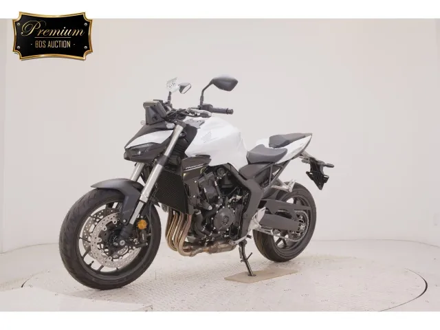 Honda CB1000 Hornet 2026, белый, фото 4